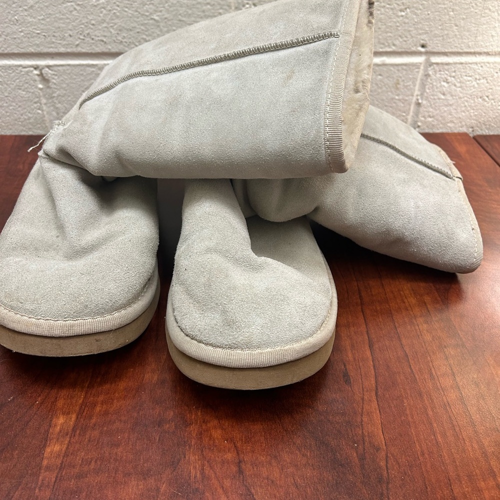 UGG CLASSIC TALL SAND SUEDE SHEEPSKIN COMFORT WOMEN'S BOOTS SIZE US 9